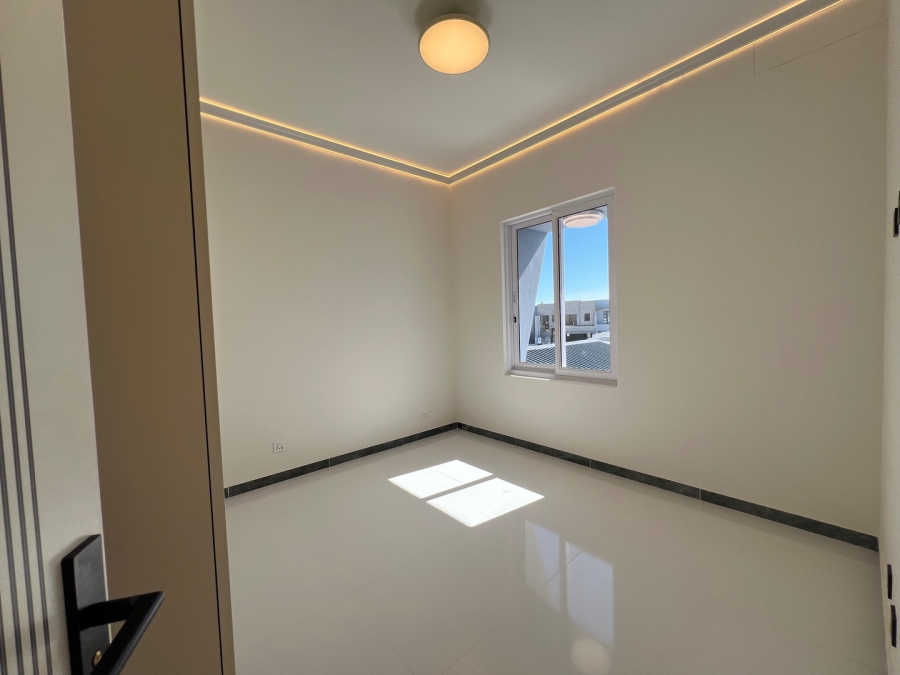 4 Bedroom Property for Sale in Sandown Western Cape